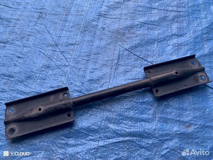 Распорка на lexus CT200H ZWA10 2zrfxe