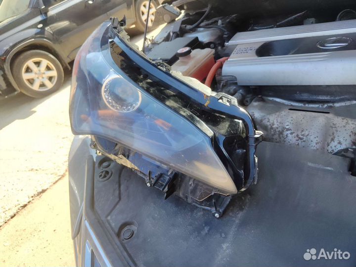 Фара lexus nx оригинал светит правая под востонов