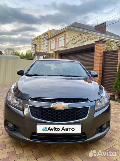 Chevrolet Cruze 1.8 AT, 2011, 132 000 км