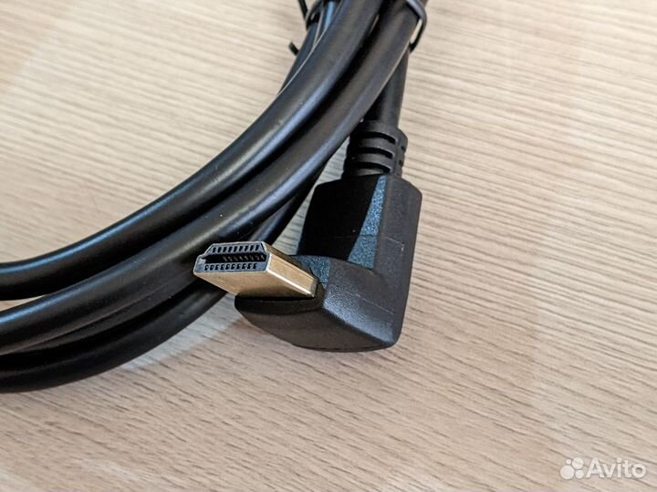 Г-образный кабель hdmi / 1.8m