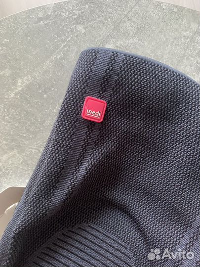 Бандаж на коленный сустав medi