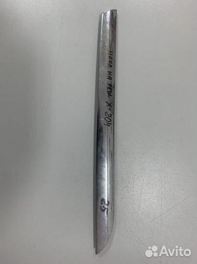 Накладка на решетку радиатора Mercedes Benz X204