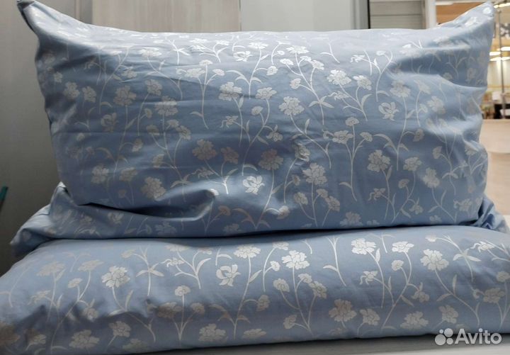 Подушка перьевая новая50*70