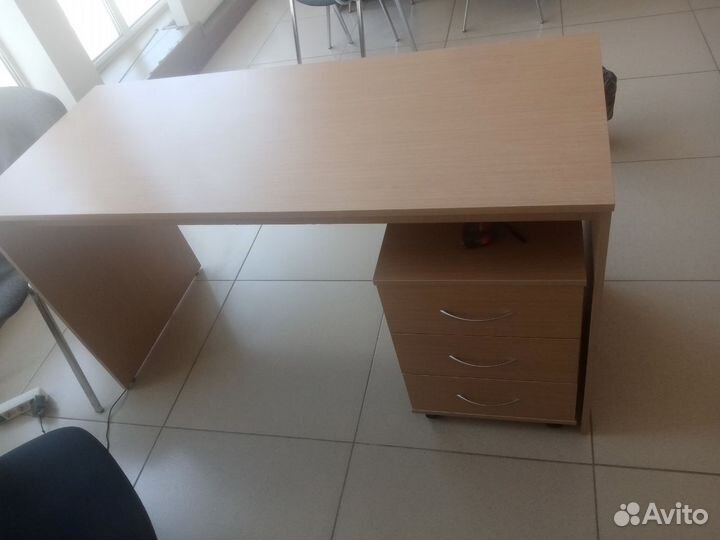 Офисная мебель бу