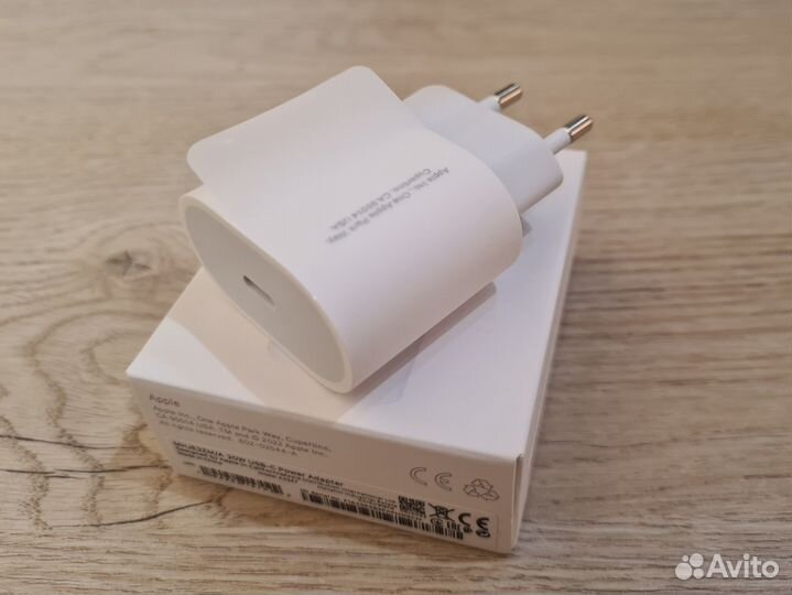 Блок питания Apple 20w