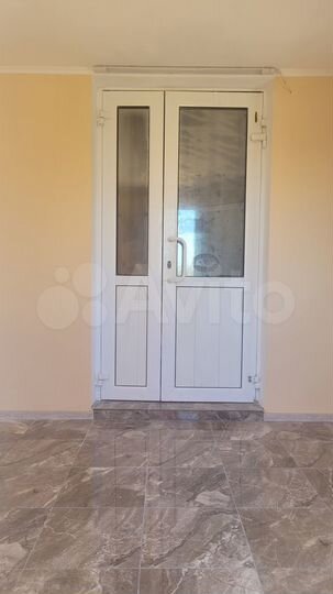 2-к. квартира, 59 м², 1/2 эт.