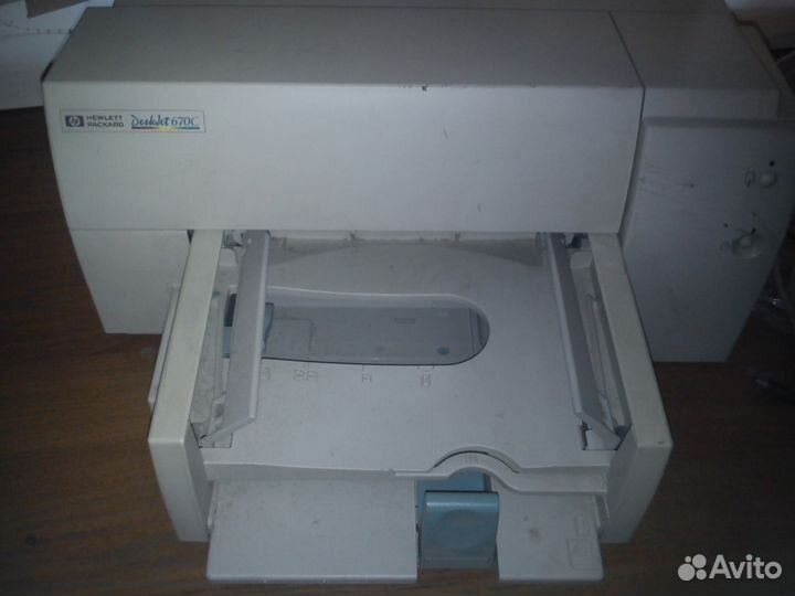 Принтер Hewlett Packard Deskjet 670