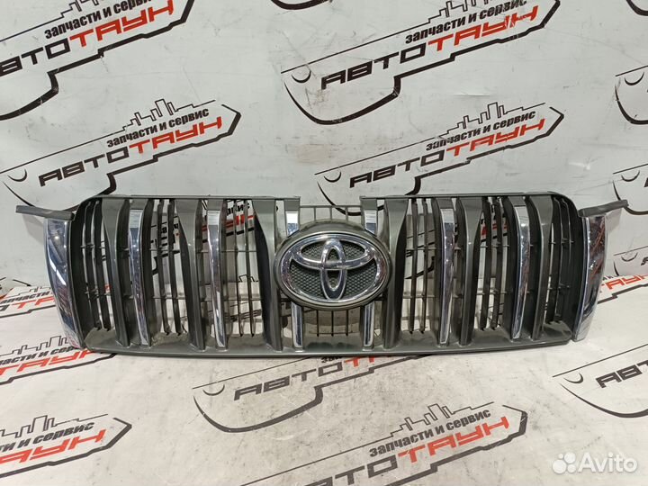 Решетка радиатора toyota land cruiser prado GDJ150