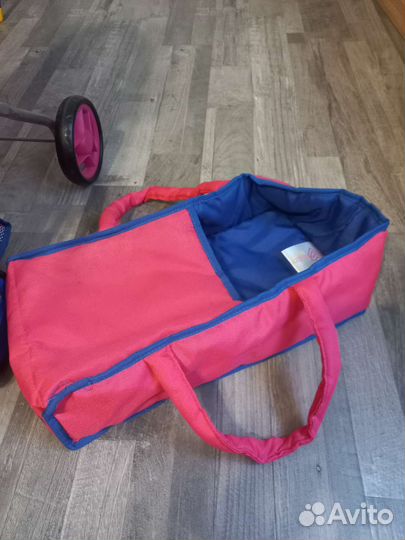 Кукольная коляска для куклы