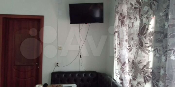 Дом 170 м² на участке 2 сот.