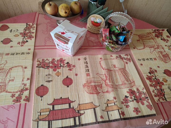 Коврик на стол