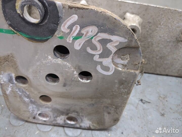 Усилитель бампера задний Citroen DS4, 2011