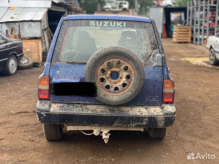 В разборе Suzuki sidekick