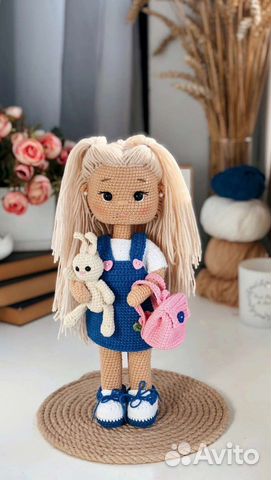 Вязаная кукла