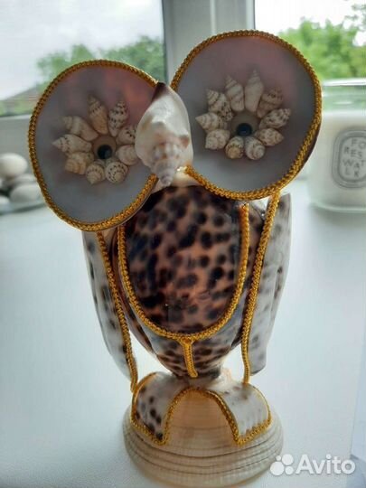 Статуэтки из морских ракушек и т.д