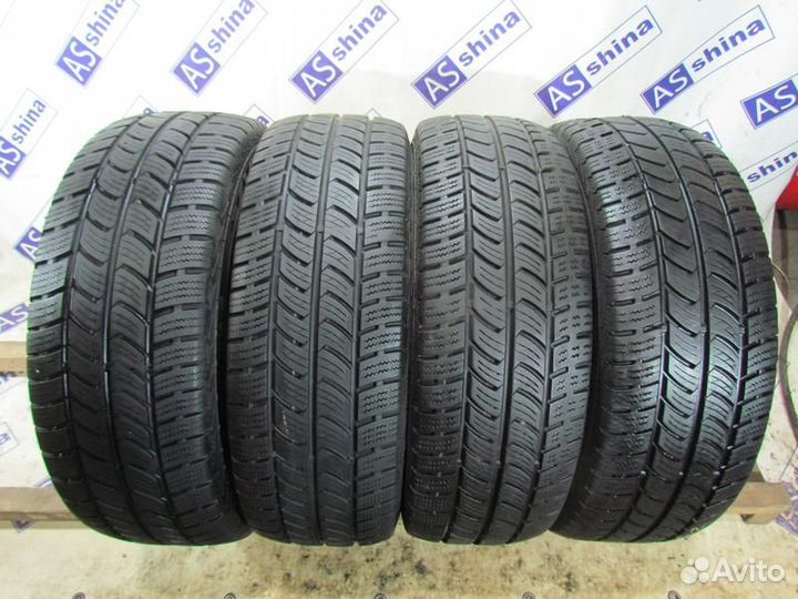Continental VancoWinter 2 235/65 R16C 88R