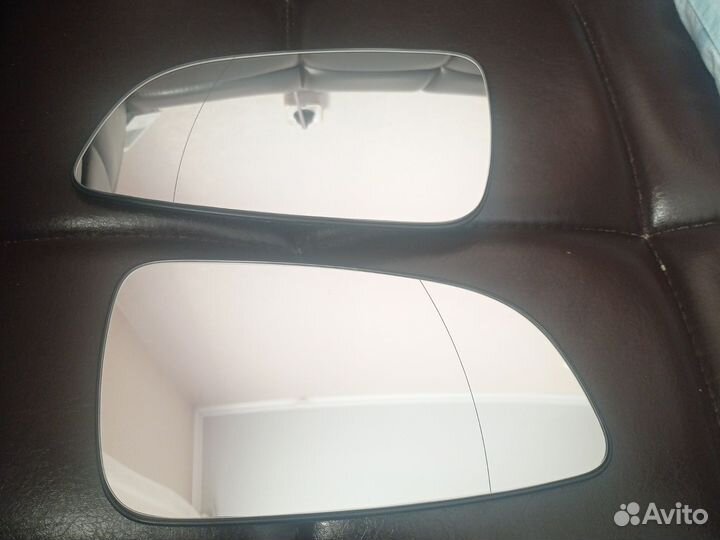 Зеркало заднего вида