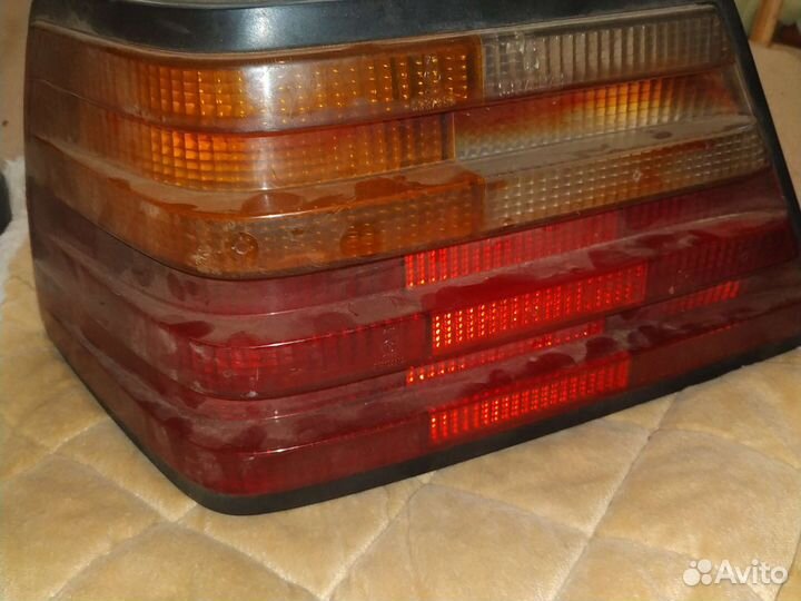 Фонарь E-Class Mercedes-Benz W124 задний левый