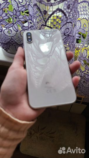 iPhone X, 128 ГБ
