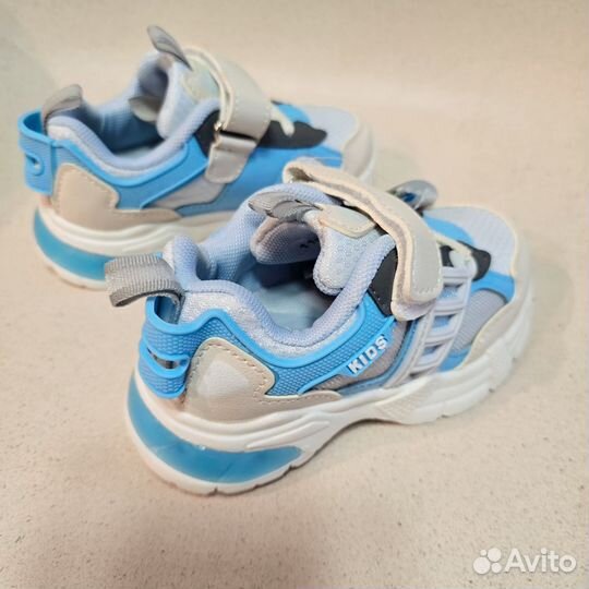 Новые светящиеся кроссовки 22р 23р 24р 25р 26р 27р