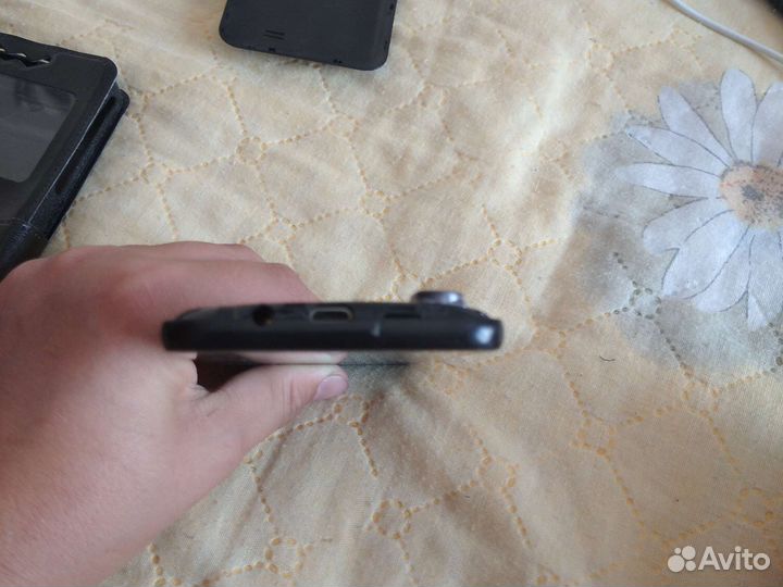 Телефон Prestigio