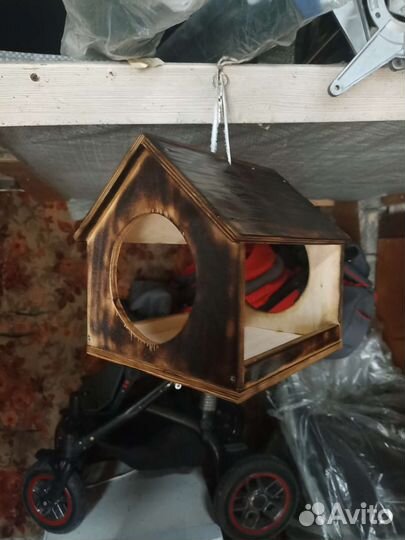 Кормушка для птиц