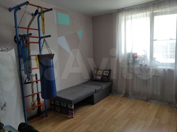 2-к. квартира, 53 м², 3/3 эт.