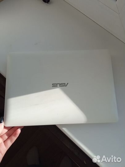 Ноутбук asus x102B