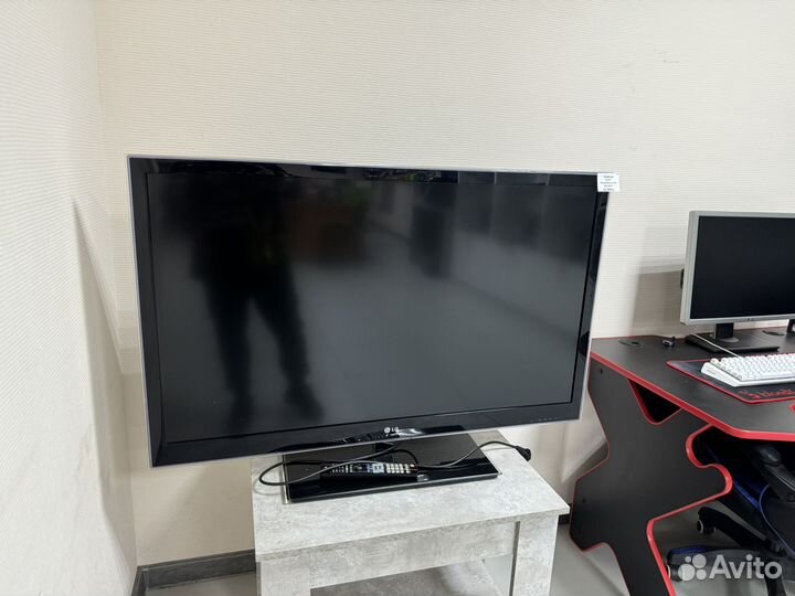 Телевизор LG 47(128cm) Интернет, Цифровые каналы