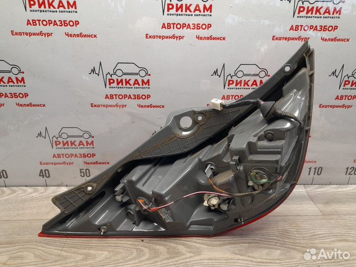 Стоп-сигнал правый Hyundai Solaris RB G4FC 2013