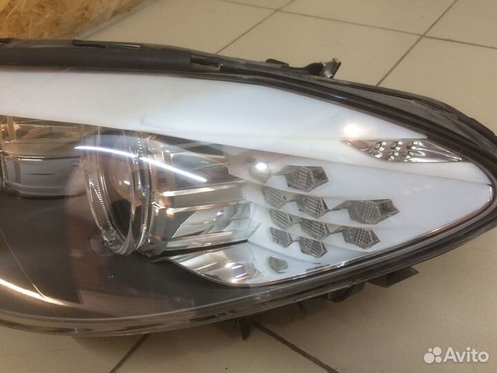 BMW F10 F11 Фара передняя левая в сборе с Японии