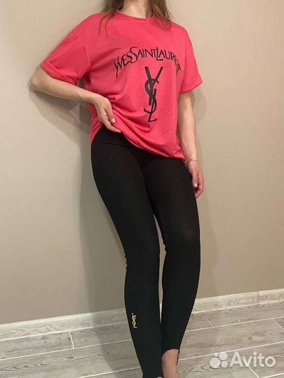 Костюм женский с лосинами (штрипками)