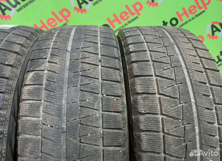 Bridgestone Blizzak Revo GZ 215/55 R17