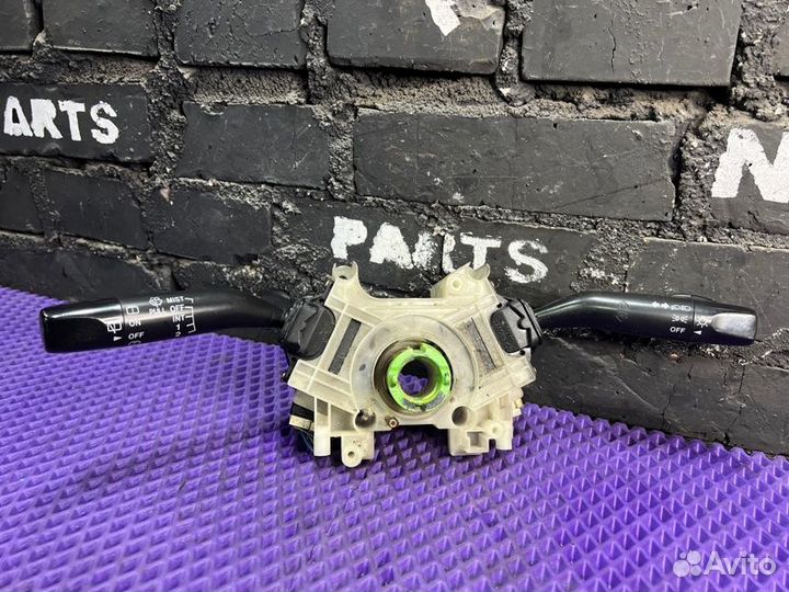 Подрулевой переключатель Nissan Vanette