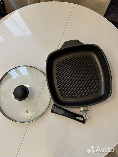 Сковорода-гриль титан 28