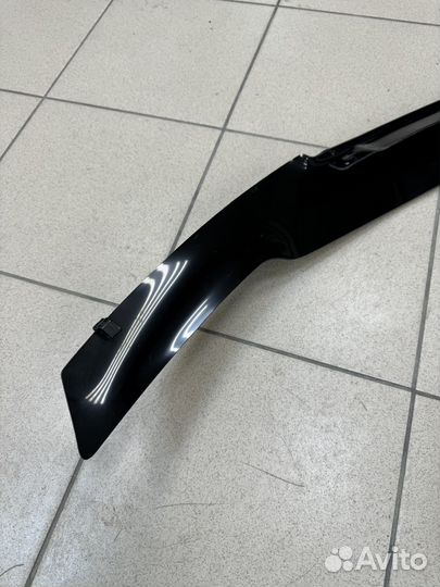 Дефлектор капота land cruiser 200