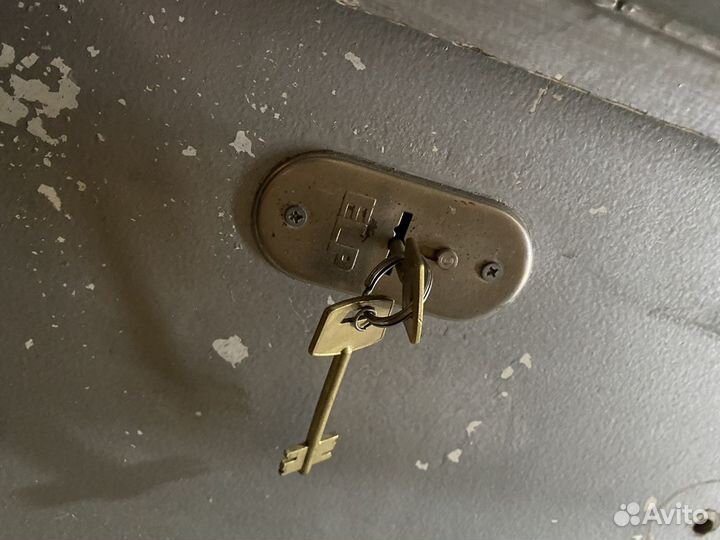 Дверь металлическая банковская