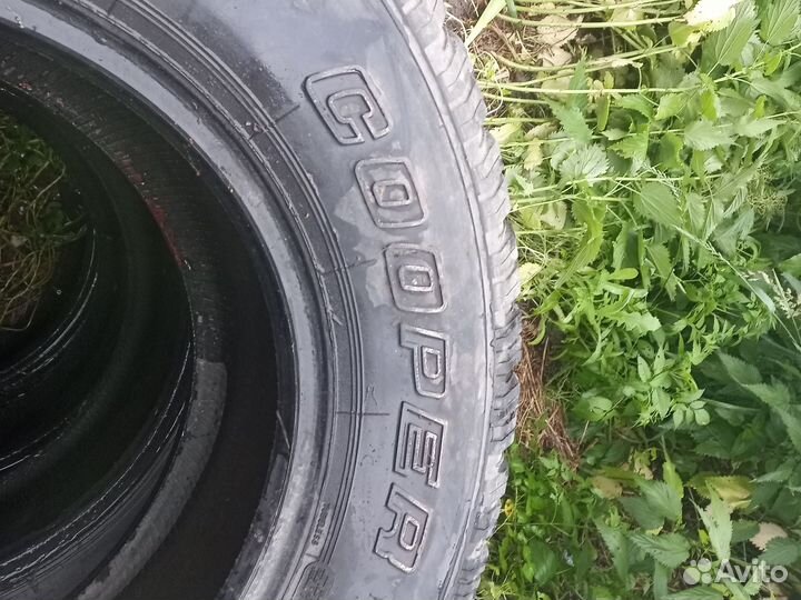 Cooper Discoverer S/T 285/70 R17