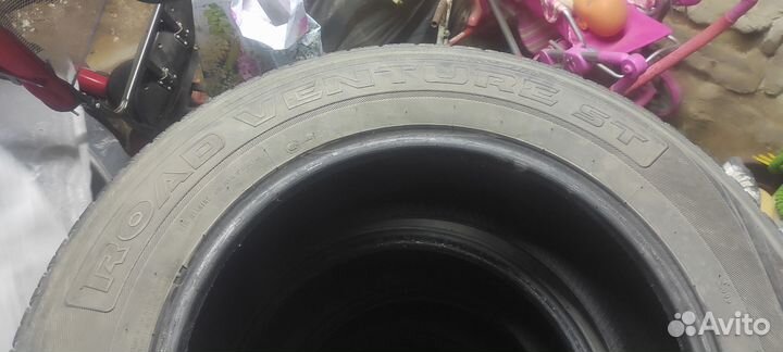 Kumho Road Venture ST KL11 235/65 R17 104H