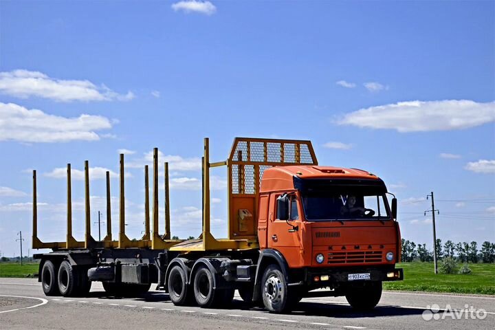 Водитель лесовоз