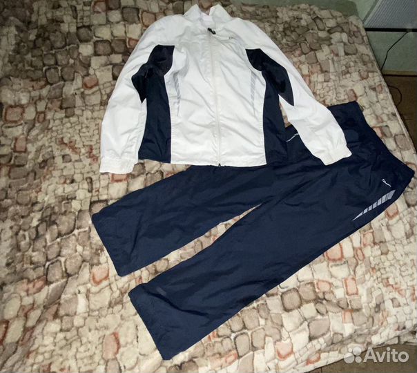 Спортивный костюм