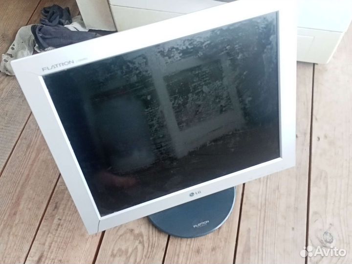 Монитор lg flatron L1930SQ