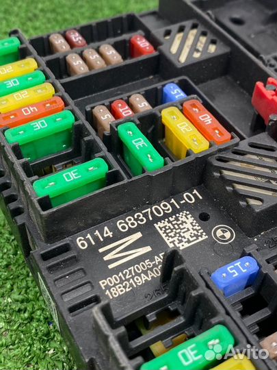 Блок предохранителей задний Bmw 5-Series G30