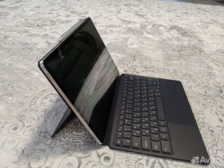 Samsung Galaxy Tad S7 +