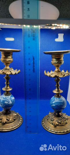 Антикварные парные подсвечники