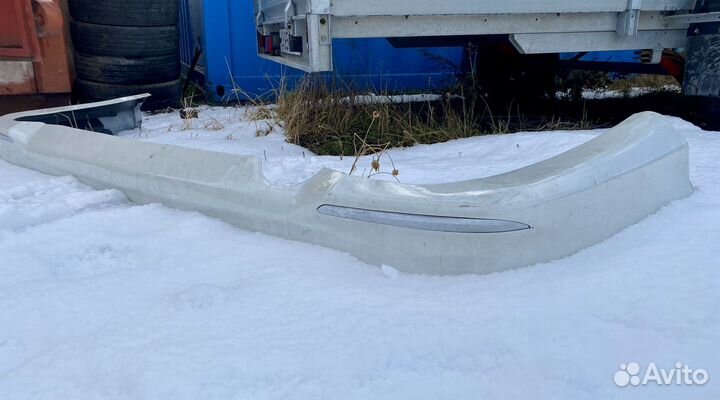 Губа на задний бампер на toyota LC200 2012-2015г