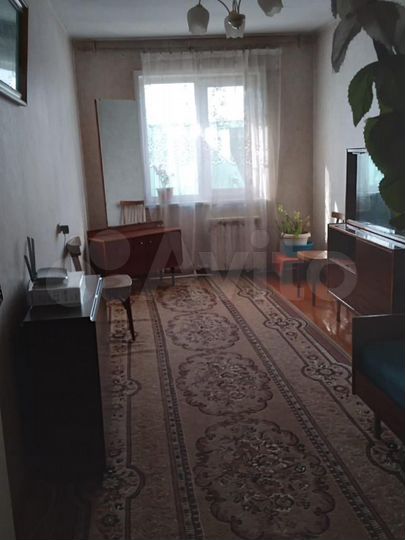 3-к. квартира, 50 м², 5/5 эт.