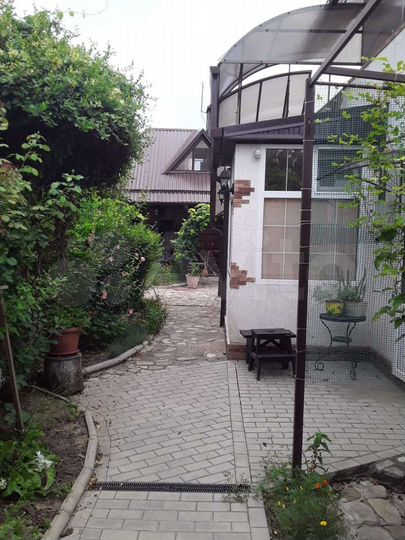 Комната 16 м² в 1-к., 1/2 эт.