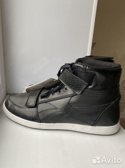 Кроссовки reebok оригинал 43.5