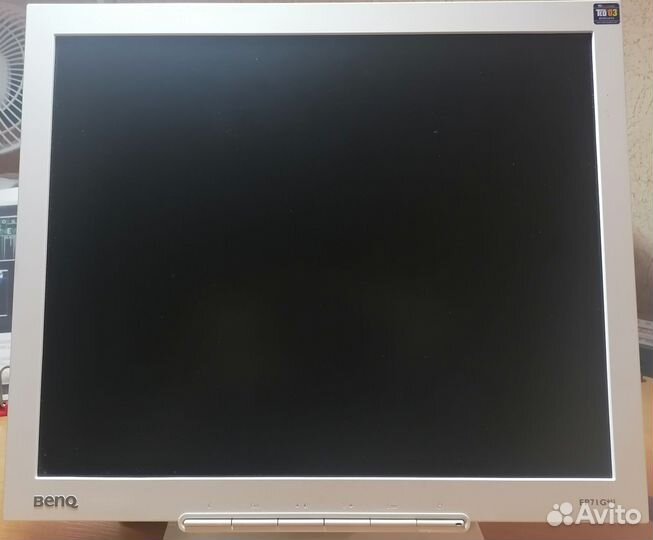 Монитор Benq диагональ 43 см